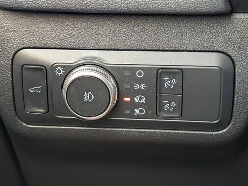 Used 2022 Ford Escape SEL w/ Technology Package image 24