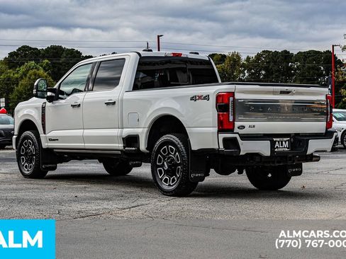 Used 2024 Ford F250 Platinum image 7