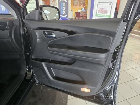 Used 2017 Honda Ridgeline RTL-E image 13