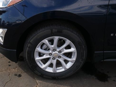 Used 2021 Chevrolet Equinox LS image 8