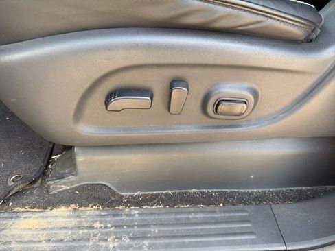 Used 2018 Nissan Titan PRO-4X w/ Pro-4x Utility Package image 16