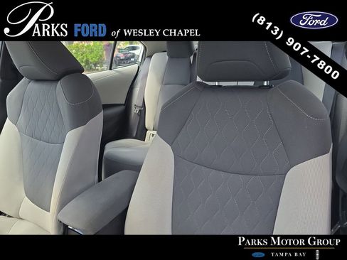 Used 2022 Toyota Corolla LE FWD image 19