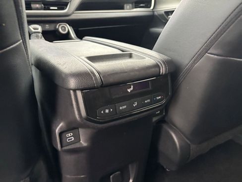Used 2025 Toyota Grand Highlander FWD image 23