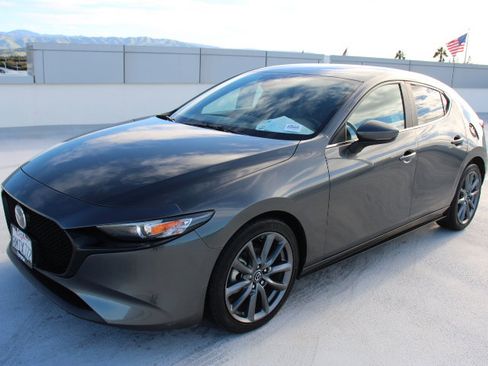 Used 2019 MAZDA MAZDA3 Base image 6