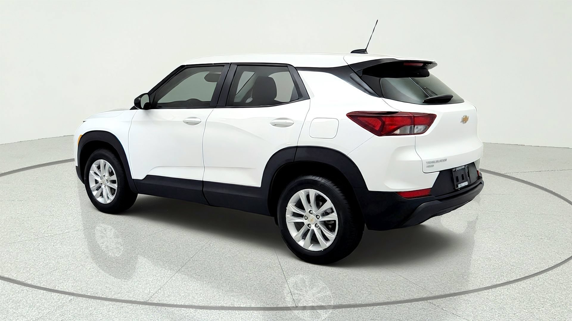 Certified 2023 Chevrolet TrailBlazer LS AWD/4WD image 3