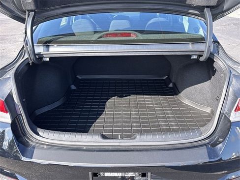 Used 2023 Hyundai Elantra SEL image 27