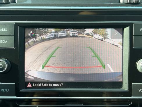 Used 2020 Volkswagen Tiguan S FWD image 29
