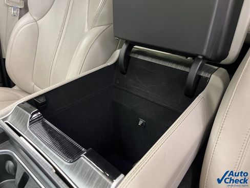 Used 2023 Jeep Wagoneer Series III w/ Convenience Group I image 27