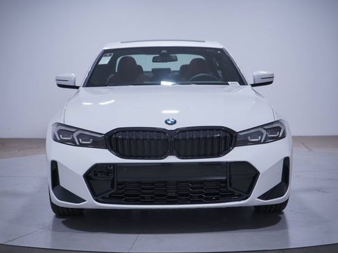 Used 2026 BMW 330i Sedan w/ M Sport Package RWD image 4
