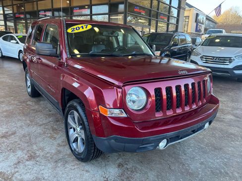 Used 2017 Jeep Patriot High Altitude image 1