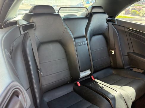 Used 2015 Mercedes-Benz E 550 Cabriolet image 27
