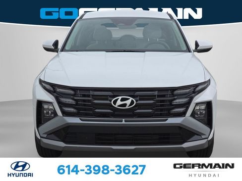 Certified 2026 Hyundai Tucson SE FWD image 2