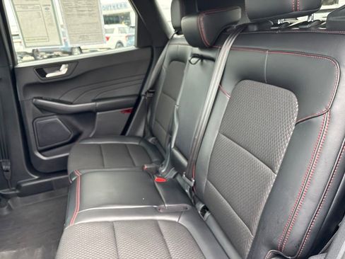 Used 2024 Ford Escape ST-Line w/ Tech Pack #1 AWD/4WD image 38