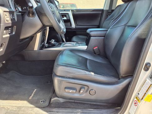 Used 2019 Toyota 4Runner Limited AWD/4WD image 22