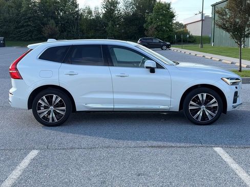 Used 2022 Volvo XC60 B5 Inscription AWD/4WD image 9