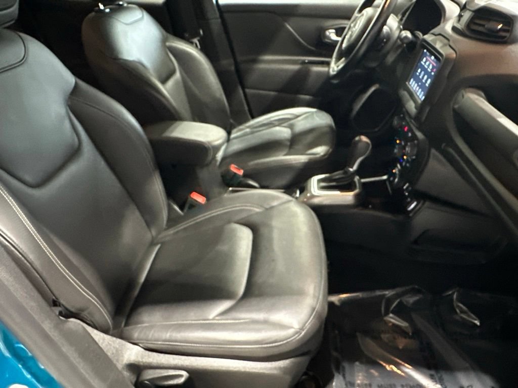 Used 2020 Jeep Renegade Limited AWD/4WD image 18