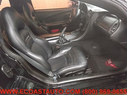 Used 2004 Chevrolet Corvette Coupe w/ Preferred Equipment Group image 14