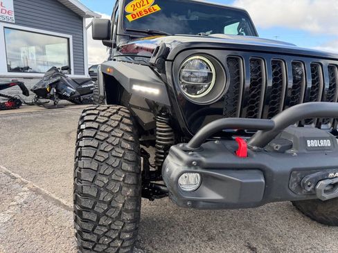 Used 2021 Jeep Gladiator Rubicon w/ Dual Top Group AWD/4WD image 75