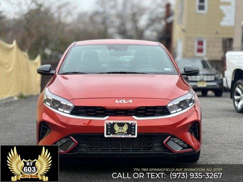 Used 2023 Kia Forte GT-Line FWD image 2