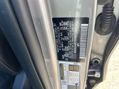 Used 2024 Kia Seltos EX FWD image 33