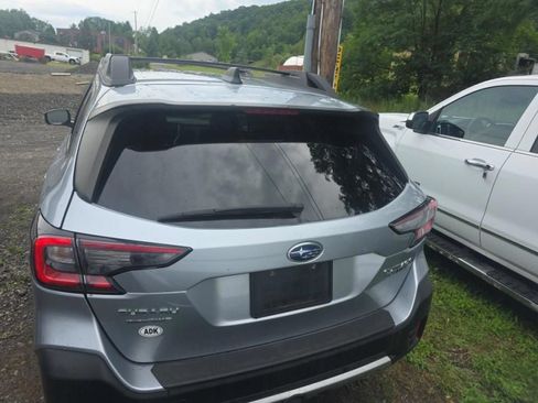 Used 2020 Subaru Outback Limited AWD/4WD image 3