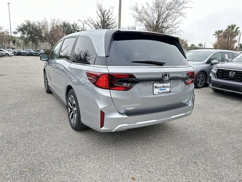 New 2026 Honda Odyssey EX-L image 4