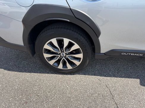 Used 2024 Subaru Outback Limited XT AWD/4WD image 5