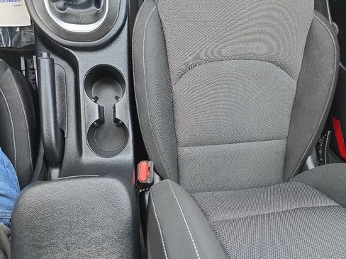 Used 2024 Kia Forte LXS image 32