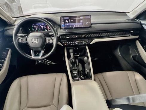 Used 2024 Honda Accord Touring image 28