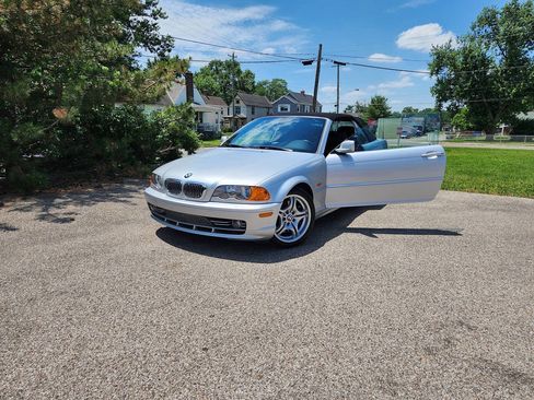 Used 2001 BMW 330Ci Convertible RWD image 1