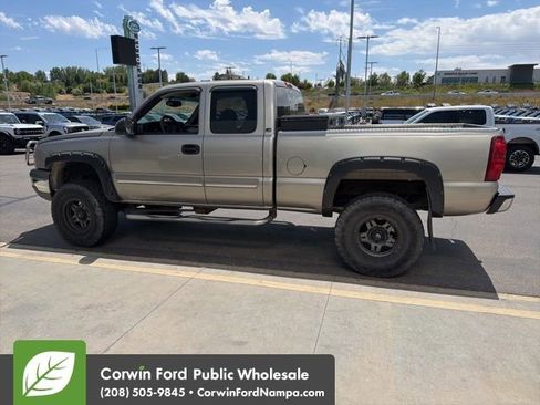 Used 2003 Chevrolet Silverado 1500 LS w/ Off-Road Package AWD/4WD image 12