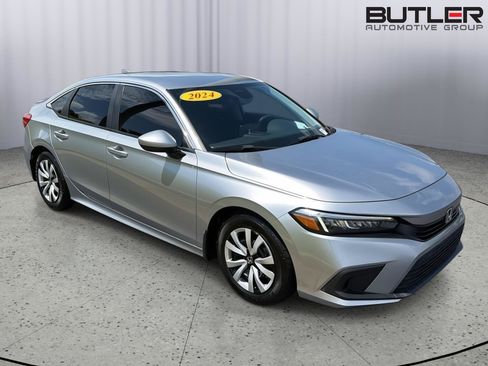 Used 2024 Honda Civic LX image 8