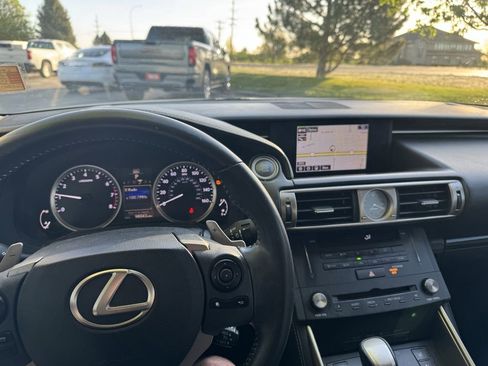 Used 2015 Lexus IS 250 AWD w/ Navigation System Package image 8