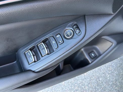 Used 2022 Honda Accord Sport image 30
