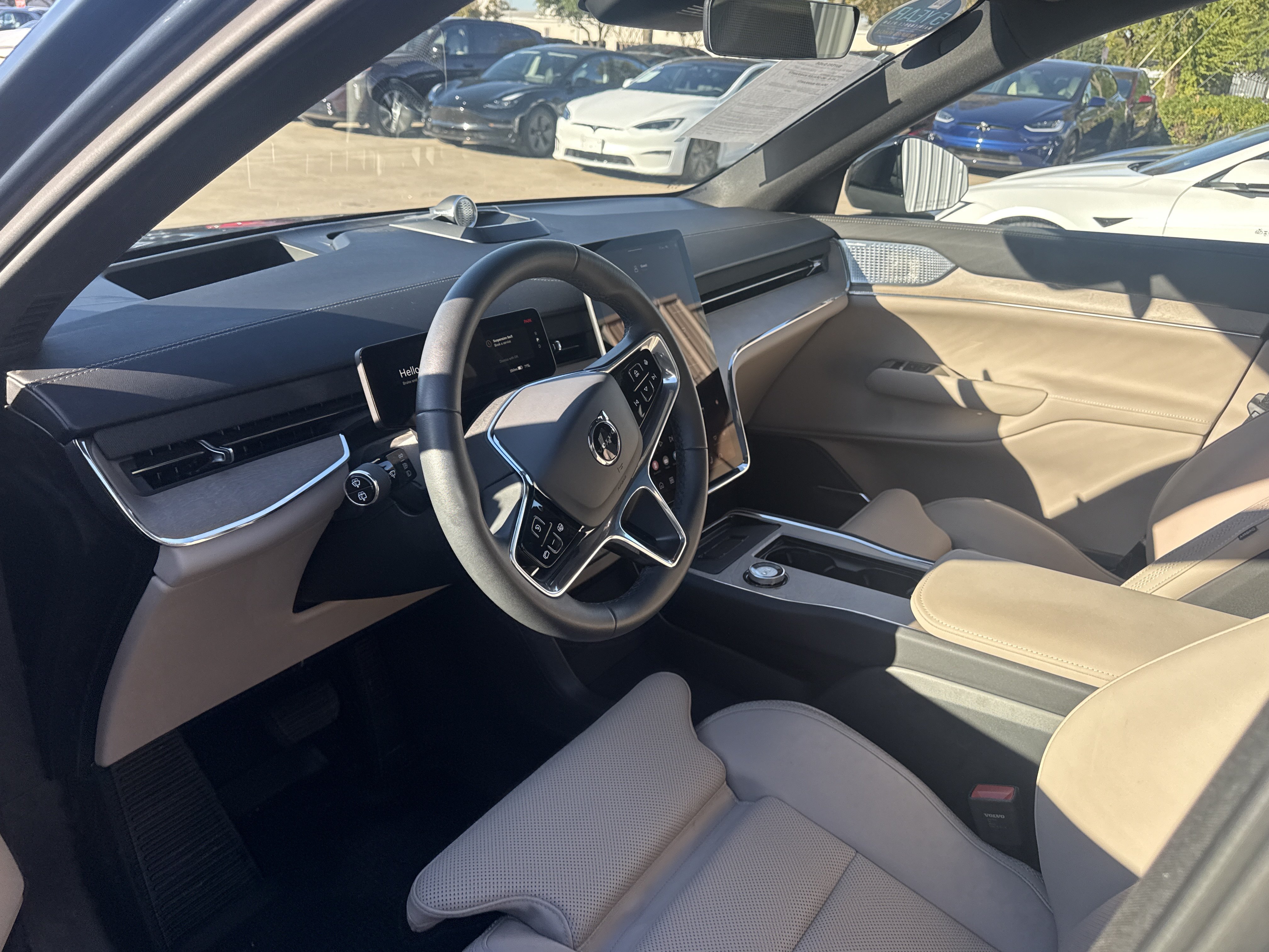 Used 2025 Volvo EX90 Ultra AWD/4WD image 8
