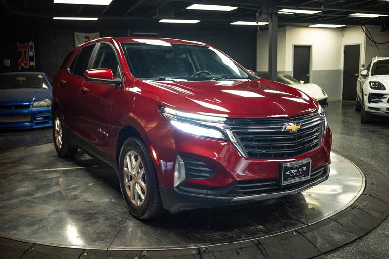 Used 2023 Chevrolet Equinox LT w/ Driver Convenience Package FWD image 5
