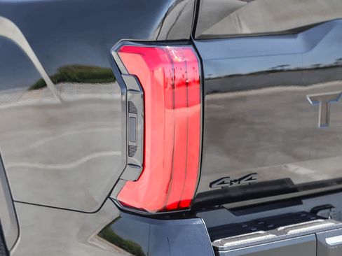 Certified 2026 Toyota Tundra Limited AWD/4WD image 9