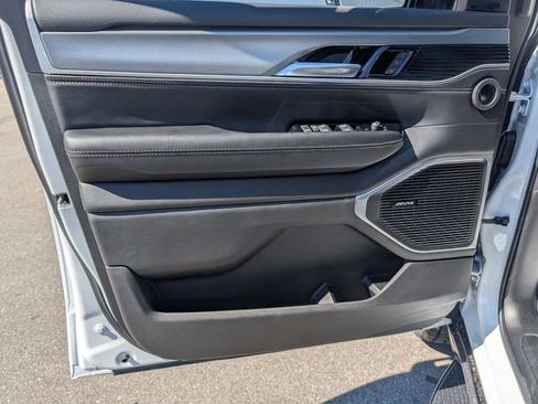 New 2026 Jeep Grand Wagoneer Upland image 9