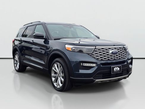 Used 2022 Ford Explorer Platinum w/ Technology Package AWD/4WD image 7