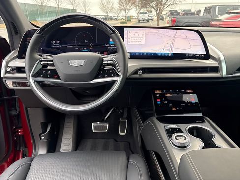 New 2026 Cadillac Vistiq Luxury image 42