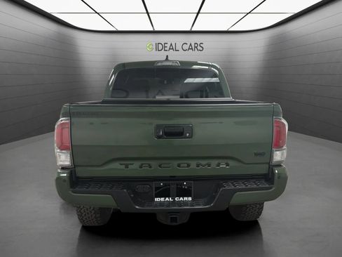 Used 2021 Toyota Tacoma TRD Off-Road w/ Technology Package RWD image 6
