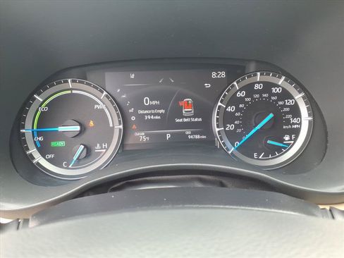 Used 2021 Toyota Highlander XLE AWD/4WD image 29
