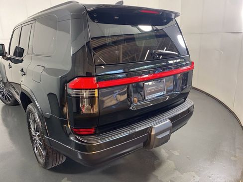Used 2024 Lexus GX 550 image 9