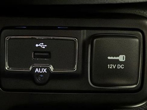 Used 2023 Jeep Renegade Trailhawk w/ Sun/Sound Group AWD/4WD image 33