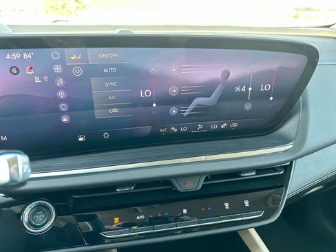 New 2025 Buick Envision Preferred image 10