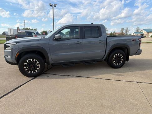 Used 2024 Nissan Frontier PRO-4X w/ Pro Convenience Package image 5