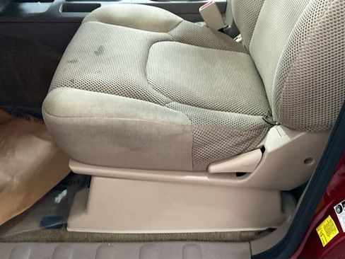 Used 2018 Nissan Frontier SV image 19