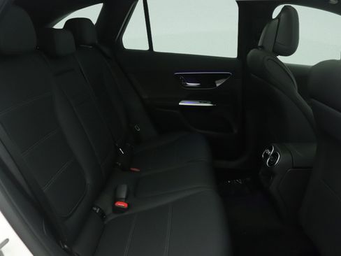 New 2026 Mercedes-Benz GLC 300 image 8