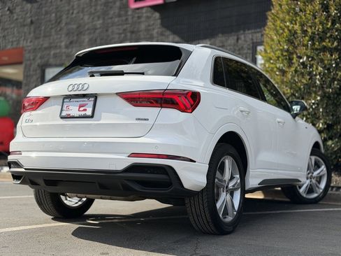 Used 2022 Audi Q3 2.0T Premium w/ Convenience Package image 13