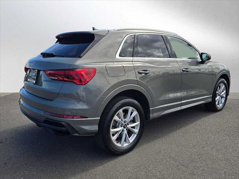 Used 2023 Audi Q3 2.0T Premium Plus w/ Premium Plus Package AWD/4WD image 3
